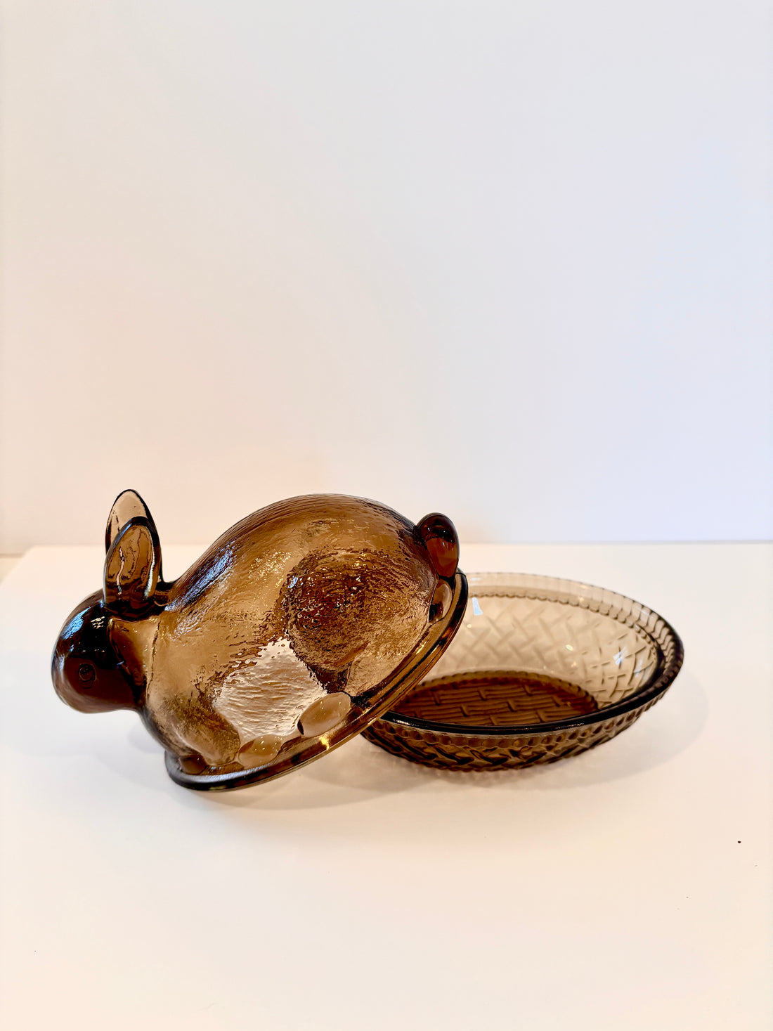 Rare Brown Bunny Imperial Glass Basket Dish