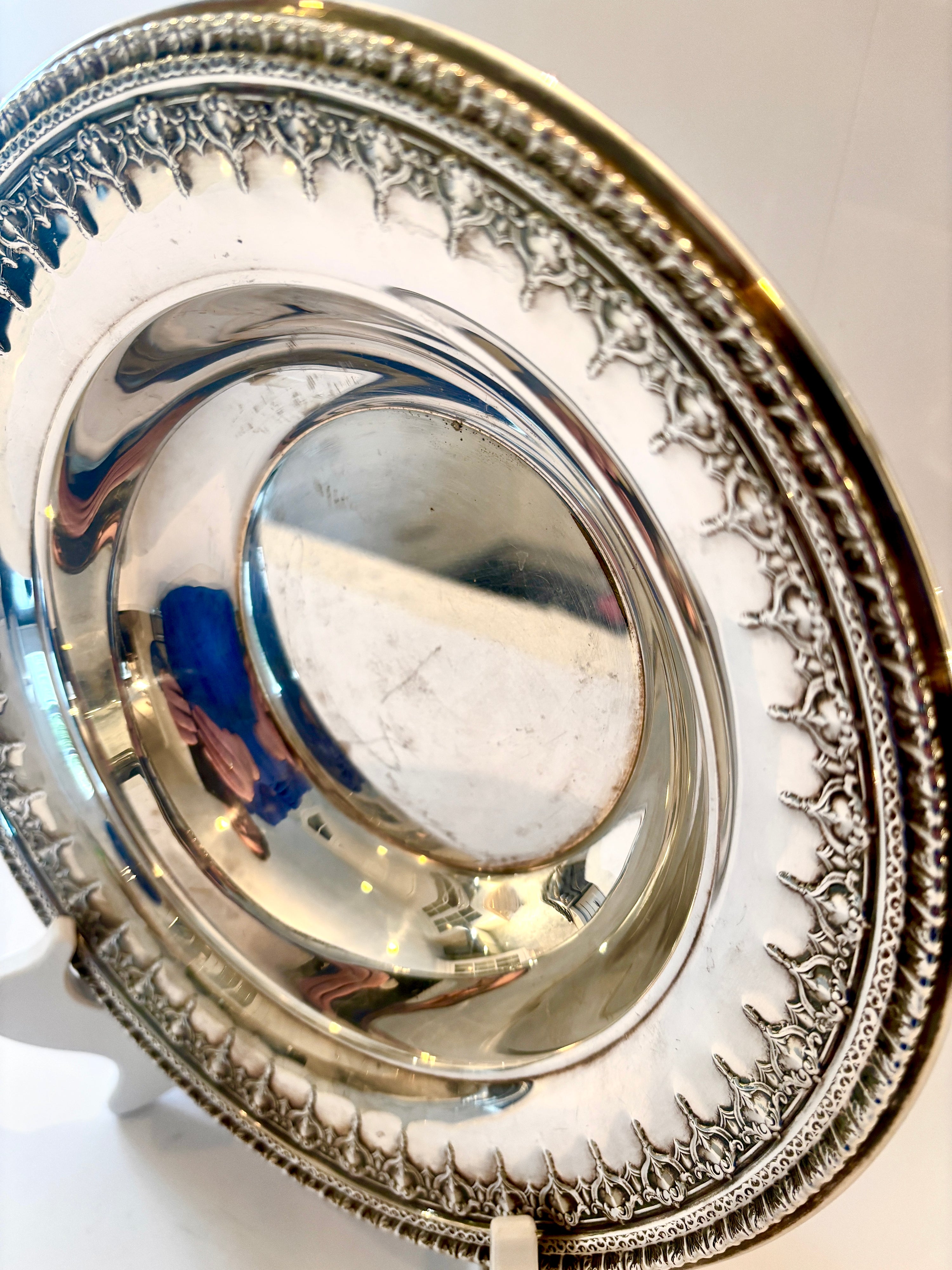 Reed and Barton Riviera silver-plate bowl, rim detail